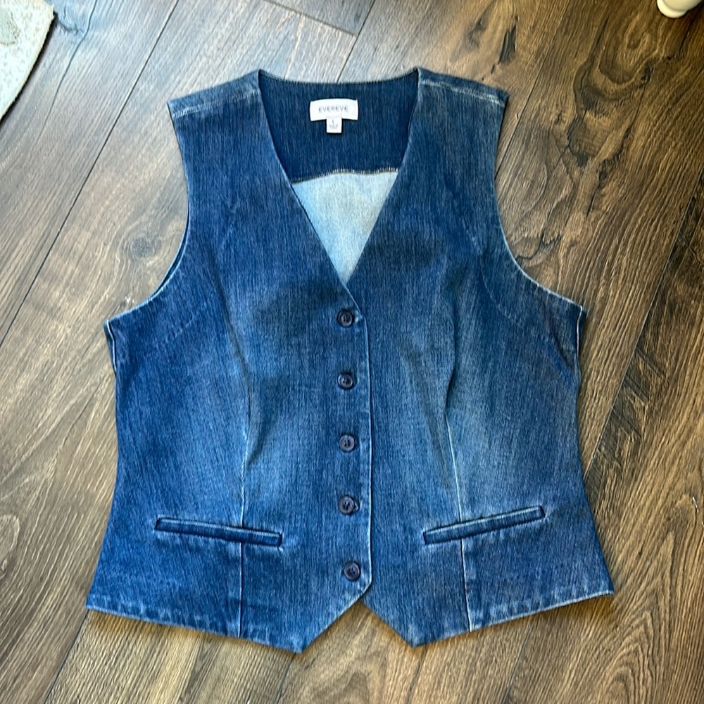 NWOT! Evereve Sierra Denim Vest